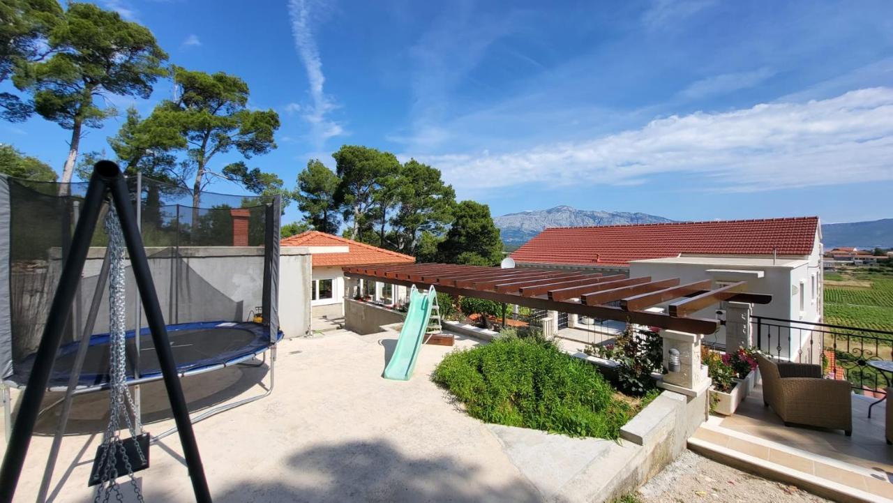 Villa Apartments Mate Cebalo Lumbarda Exterior photo
